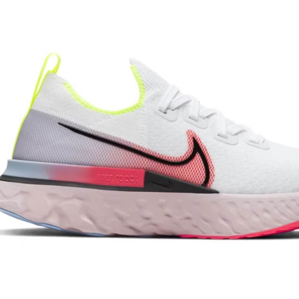 Nike react infinity flyknit size 8.5, great condition